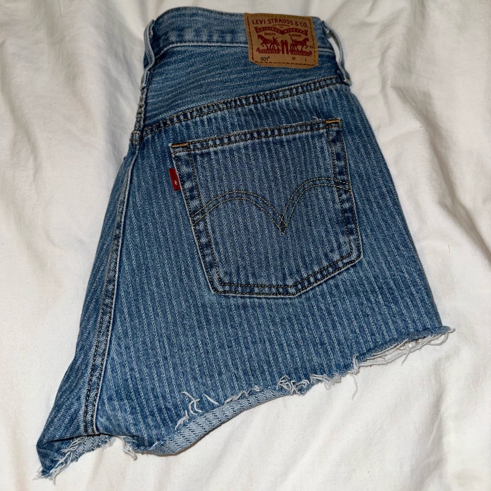 Levi shorts